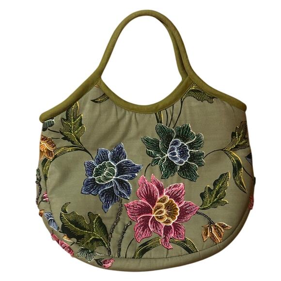 Bellissima Green Floral Embroidered Quilted Handbag - Picture 1 of 3